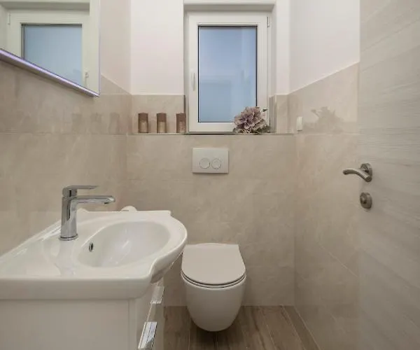 Colin Tribunj Villa Tribalj