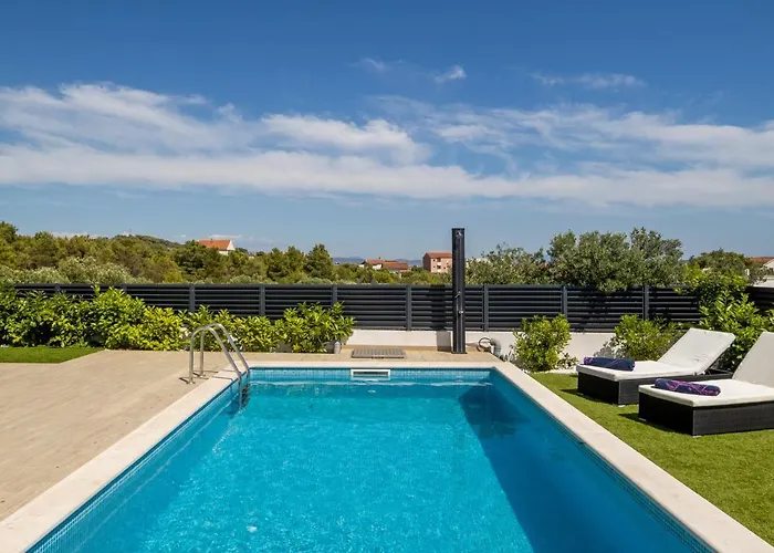 Colin Tribunj * Tribalj